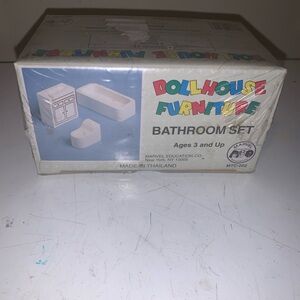 VTG Marvel Education Dollhouse Furniture Bathroom Set